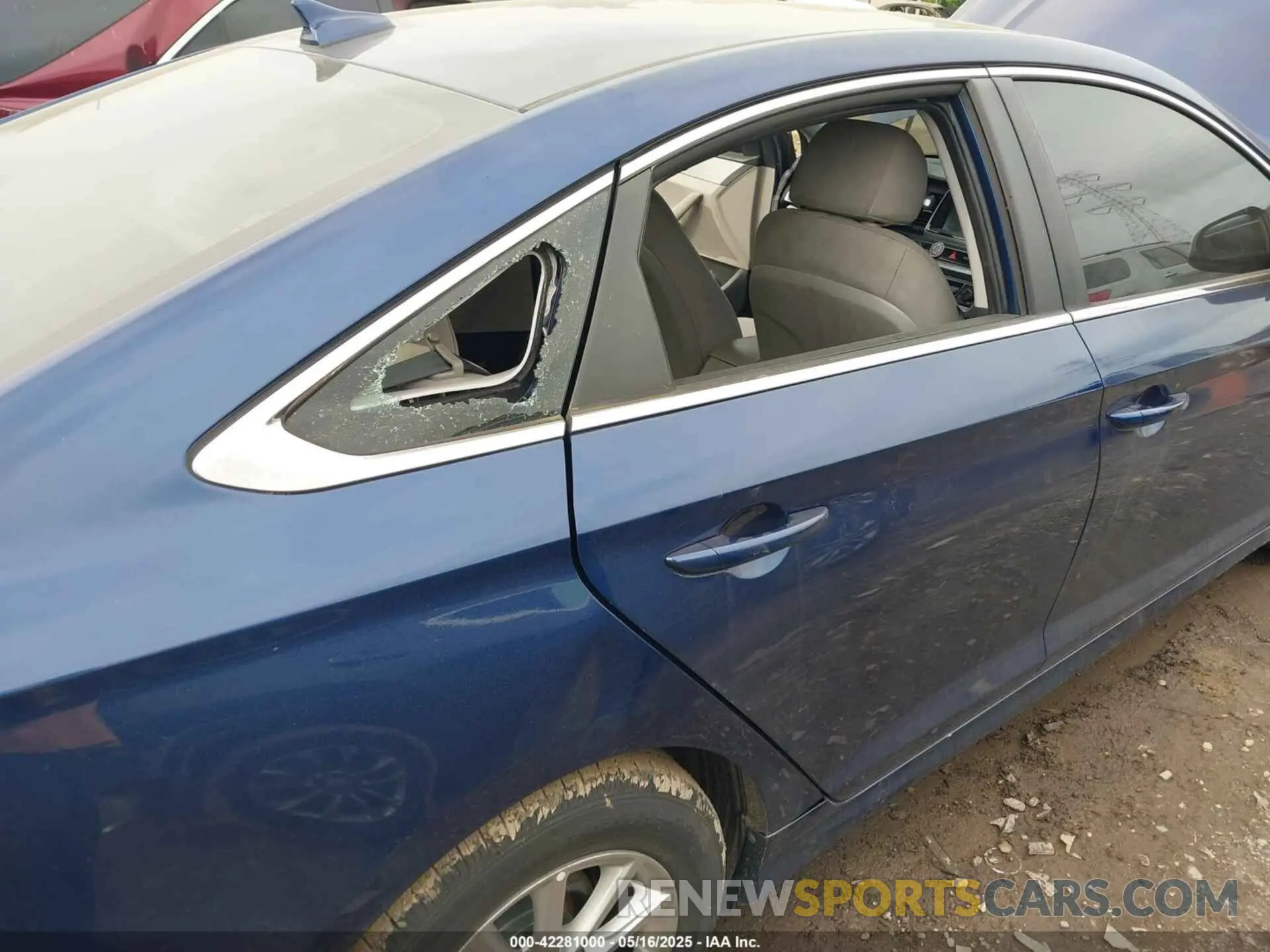 20 fotografías del automóvil dañado 5NPE24AF2KH789977 HYUNDAI SONATA 2019
