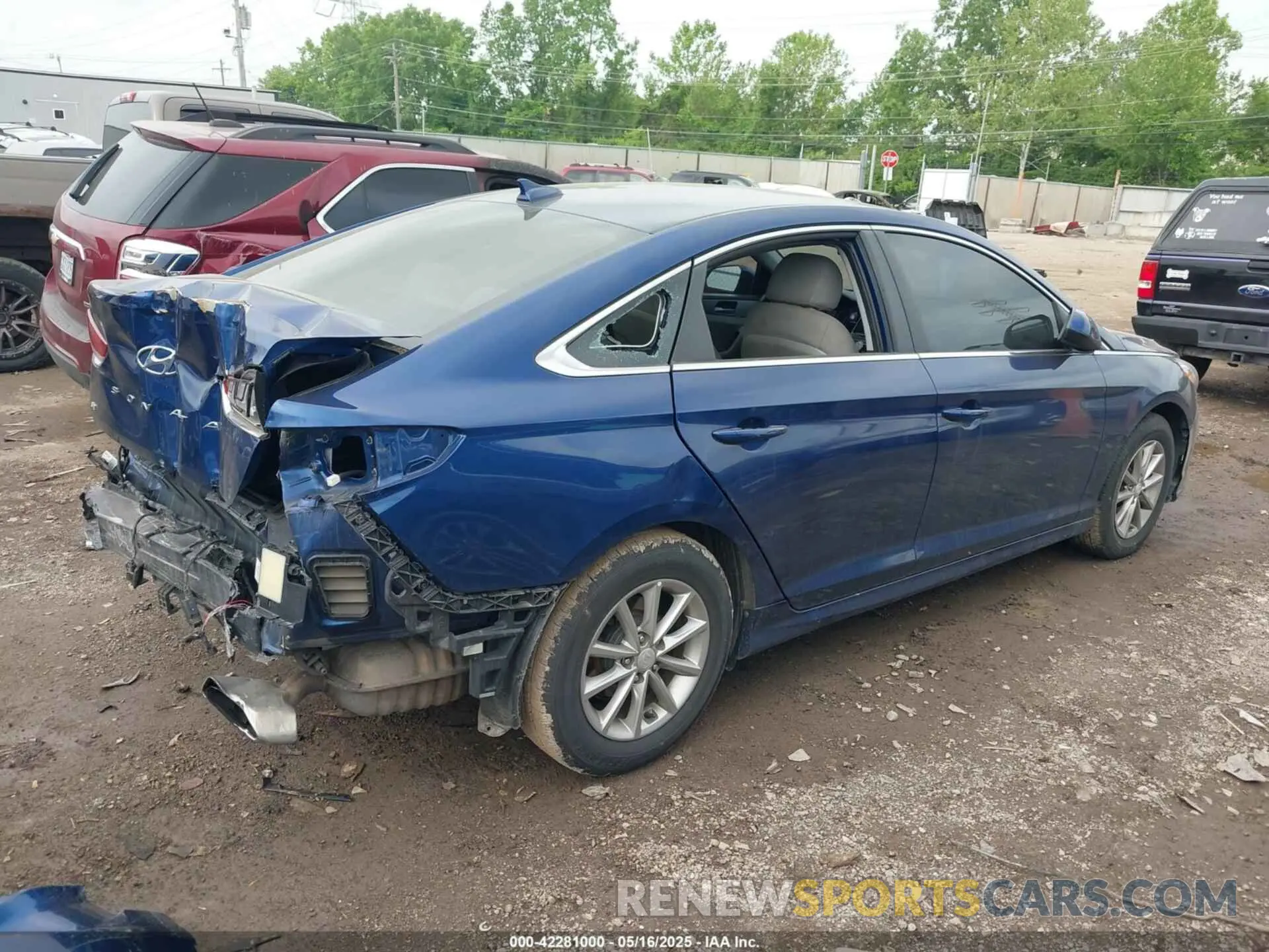 4 fotografías del automóvil dañado 5NPE24AF2KH789977 HYUNDAI SONATA 2019