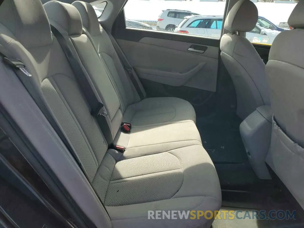 10 fotografías del automóvil dañado 5NPE24AF2KH796153 HYUNDAI SONATA 2019
