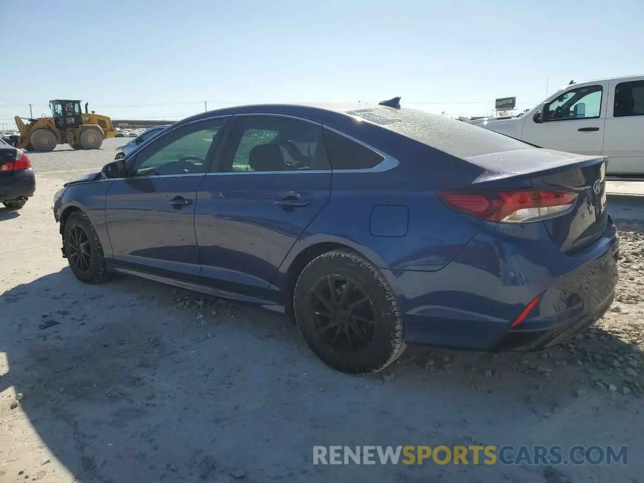 2 fotografías del automóvil dañado 5NPE24AF3KH729402 HYUNDAI SONATA 2019