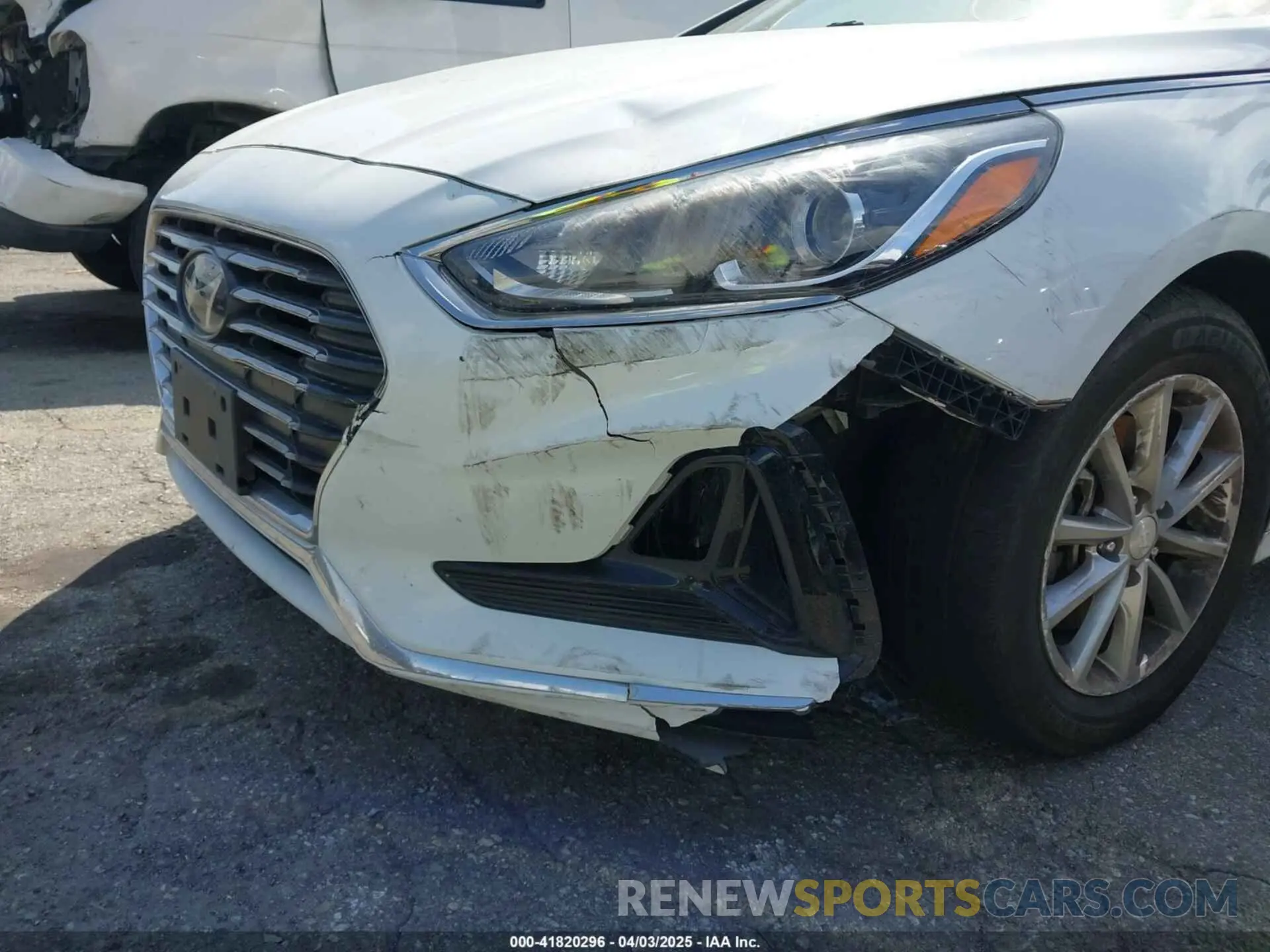 6 fotografías del automóvil dañado 5NPE24AF3KH756938 HYUNDAI SONATA 2019