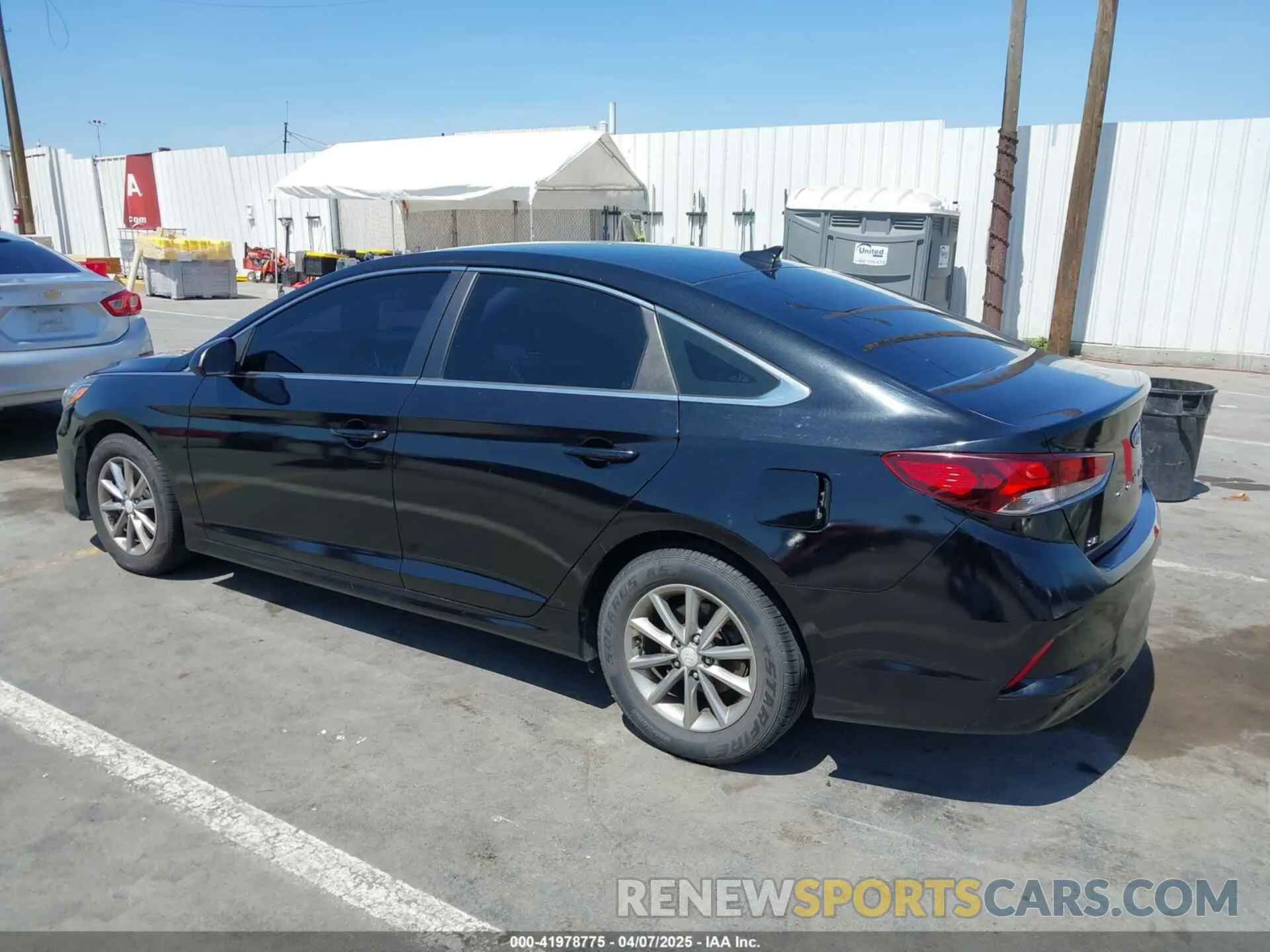 3 fotografías del automóvil dañado 5NPE24AF3KH774484 HYUNDAI SONATA 2019