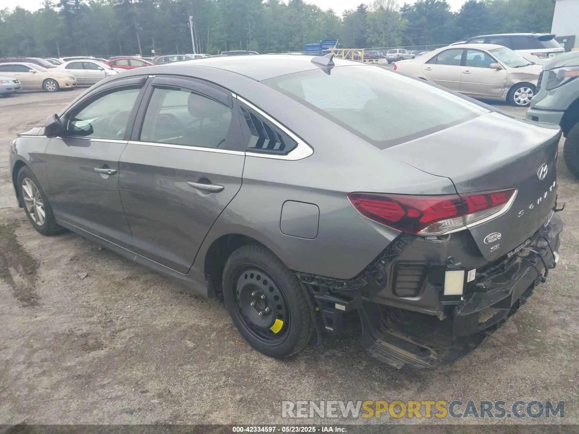 3 fotografías del automóvil dañado 5NPE24AF3KH778275 HYUNDAI SONATA 2019
