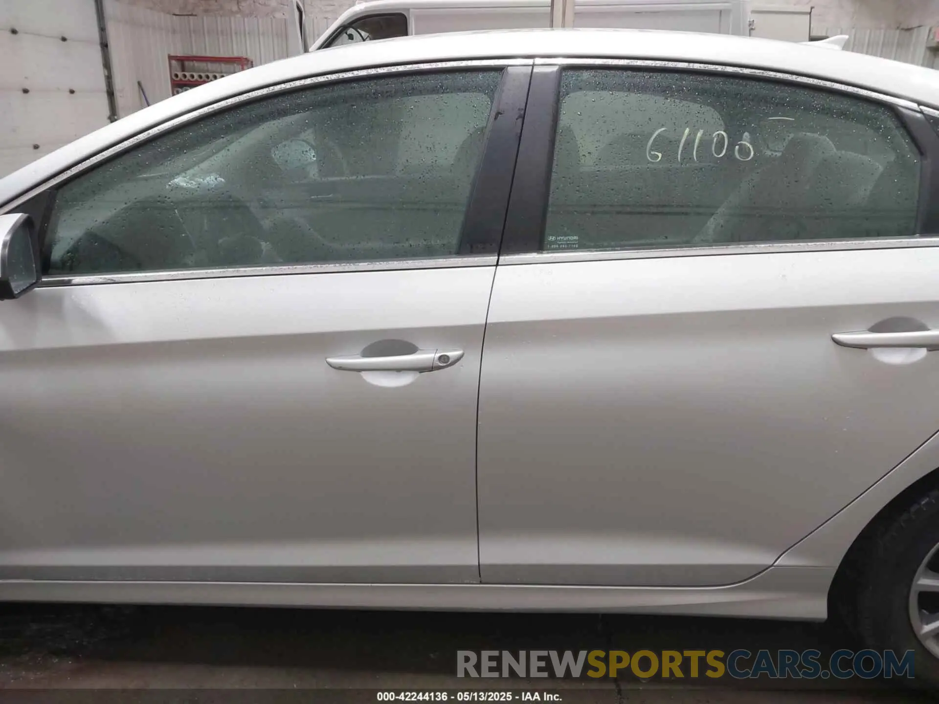 13 fotografías del automóvil dañado 5NPE24AF3KH787686 HYUNDAI SONATA 2019