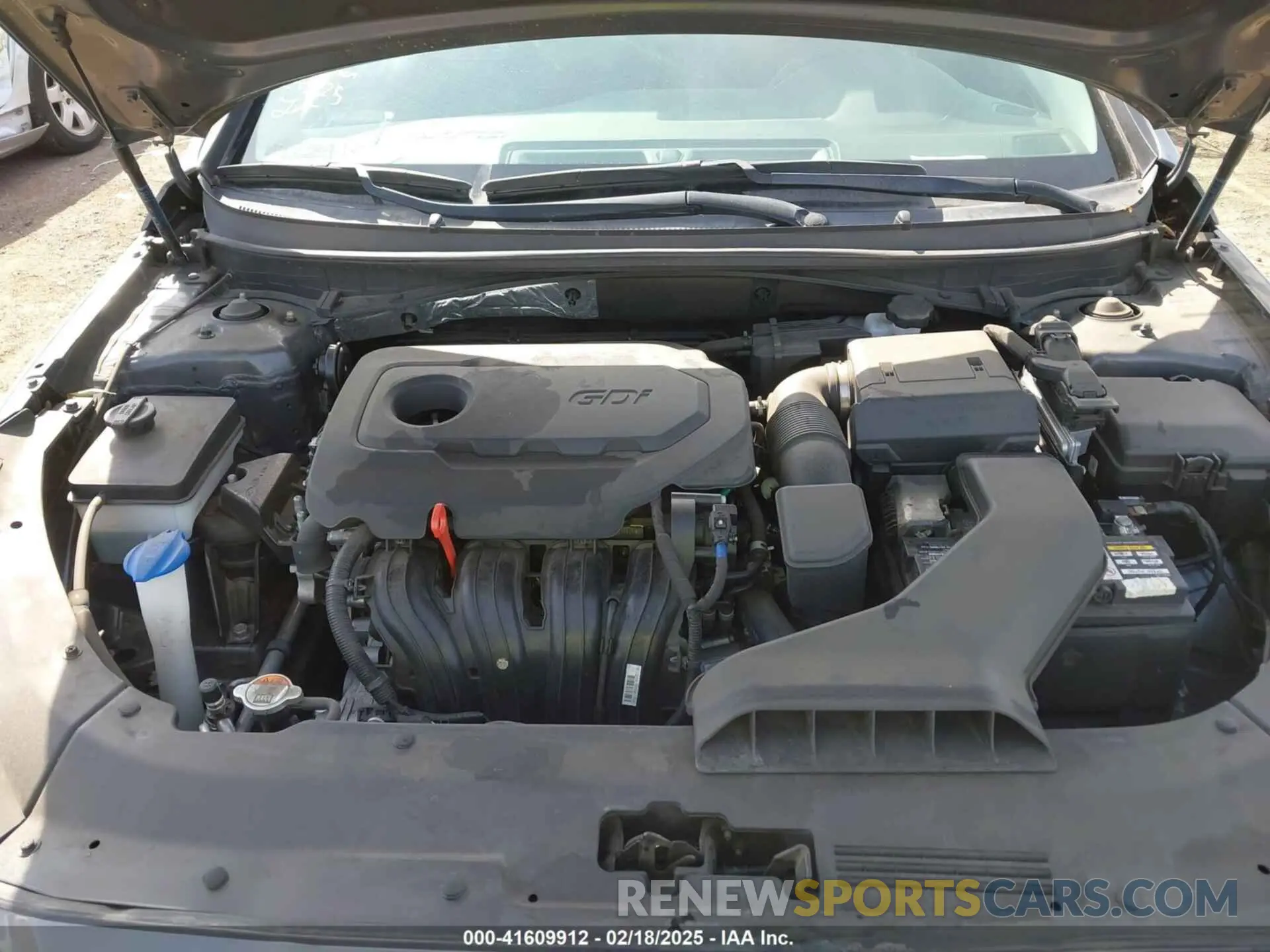 10 fotografías del automóvil dañado 5NPE24AF4KH734933 HYUNDAI SONATA 2019
