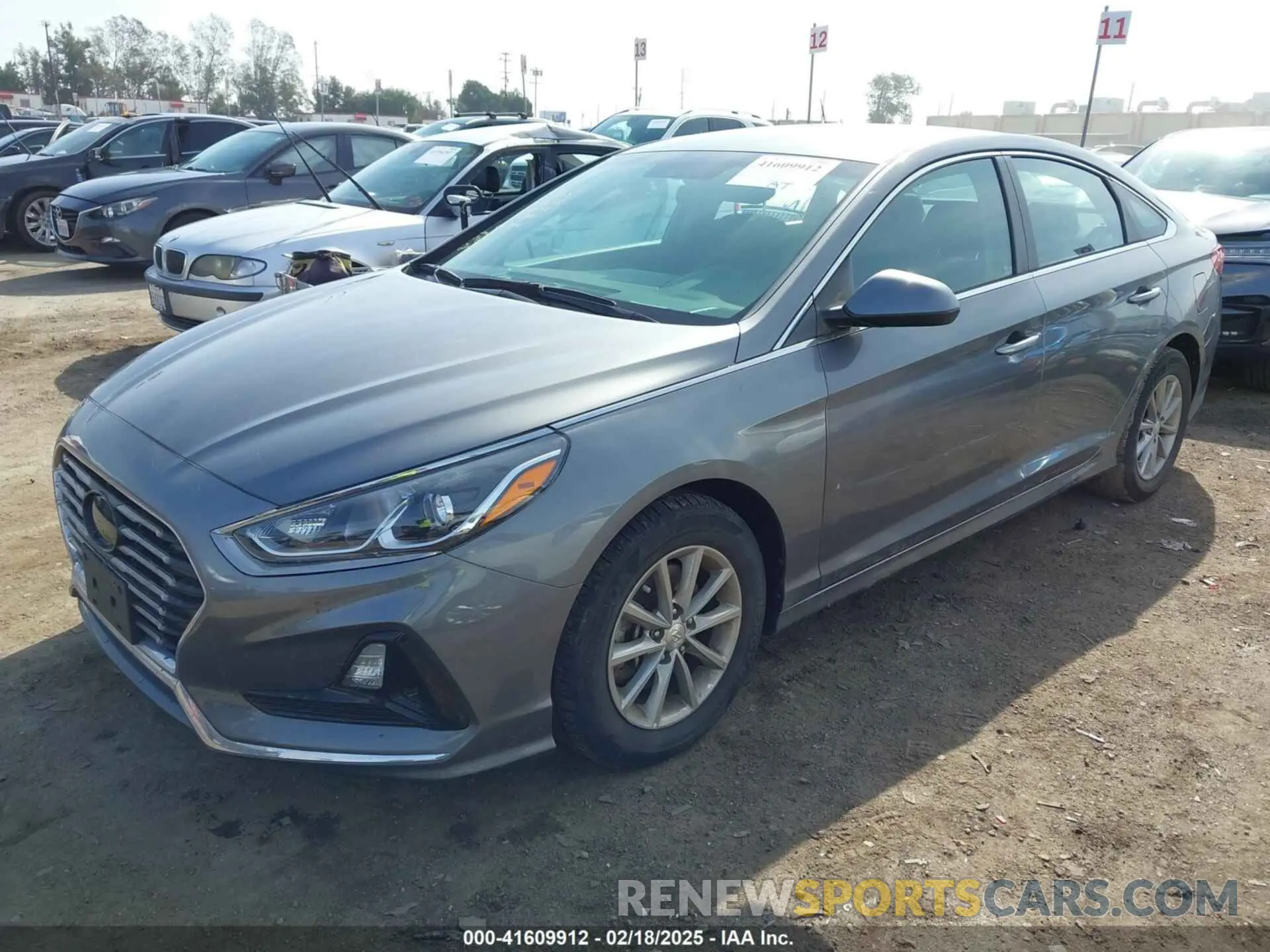 2 fotografías del automóvil dañado 5NPE24AF4KH734933 HYUNDAI SONATA 2019