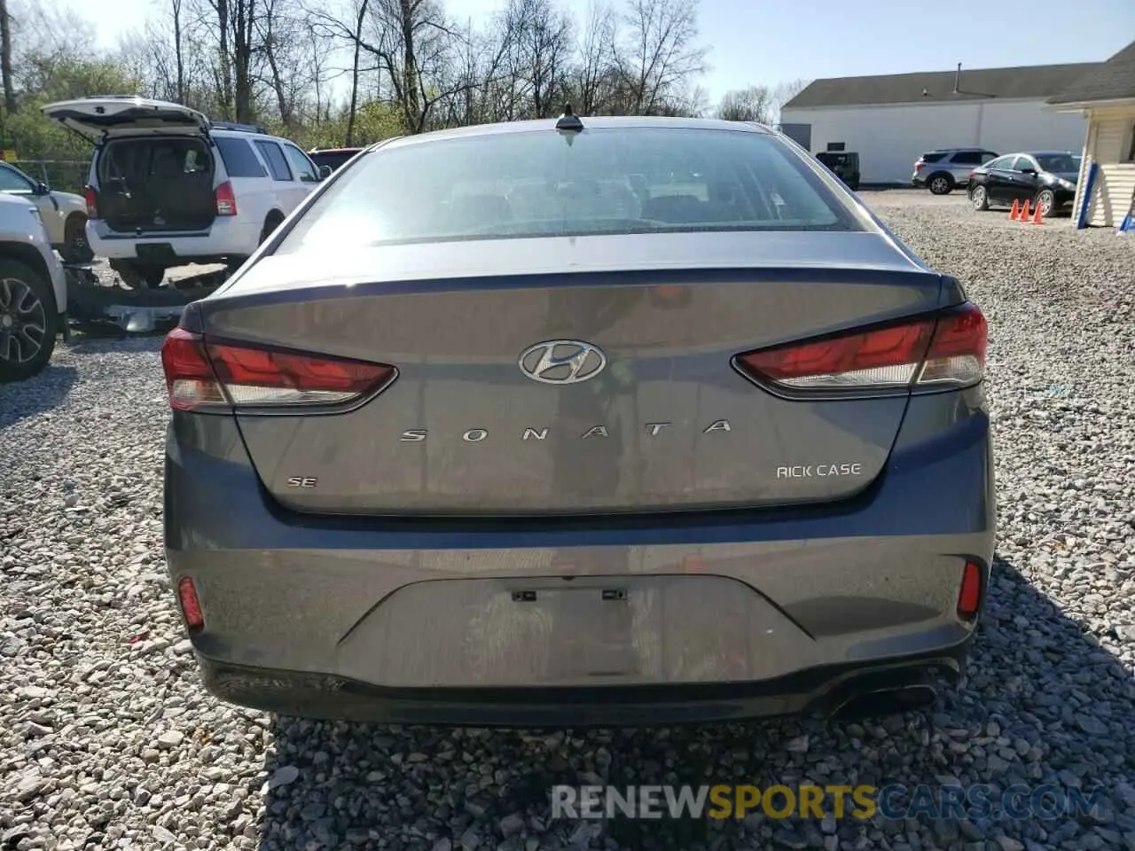 6 fotografías del automóvil dañado 5NPE24AF4KH808609 HYUNDAI SONATA 2019