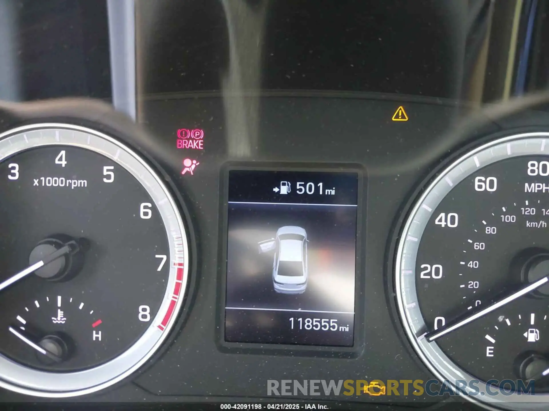 15 fotografías del automóvil dañado 5NPE24AF5KH733113 HYUNDAI SONATA 2019