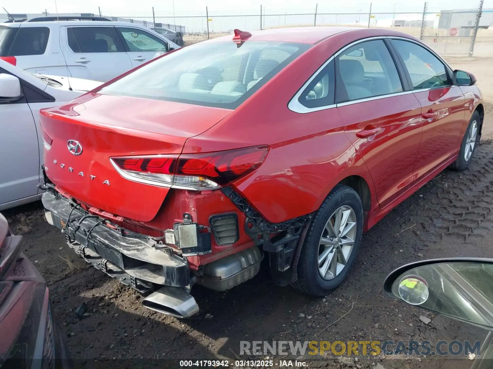4 fotografías del automóvil dañado 5NPE24AF5KH735198 HYUNDAI SONATA 2019