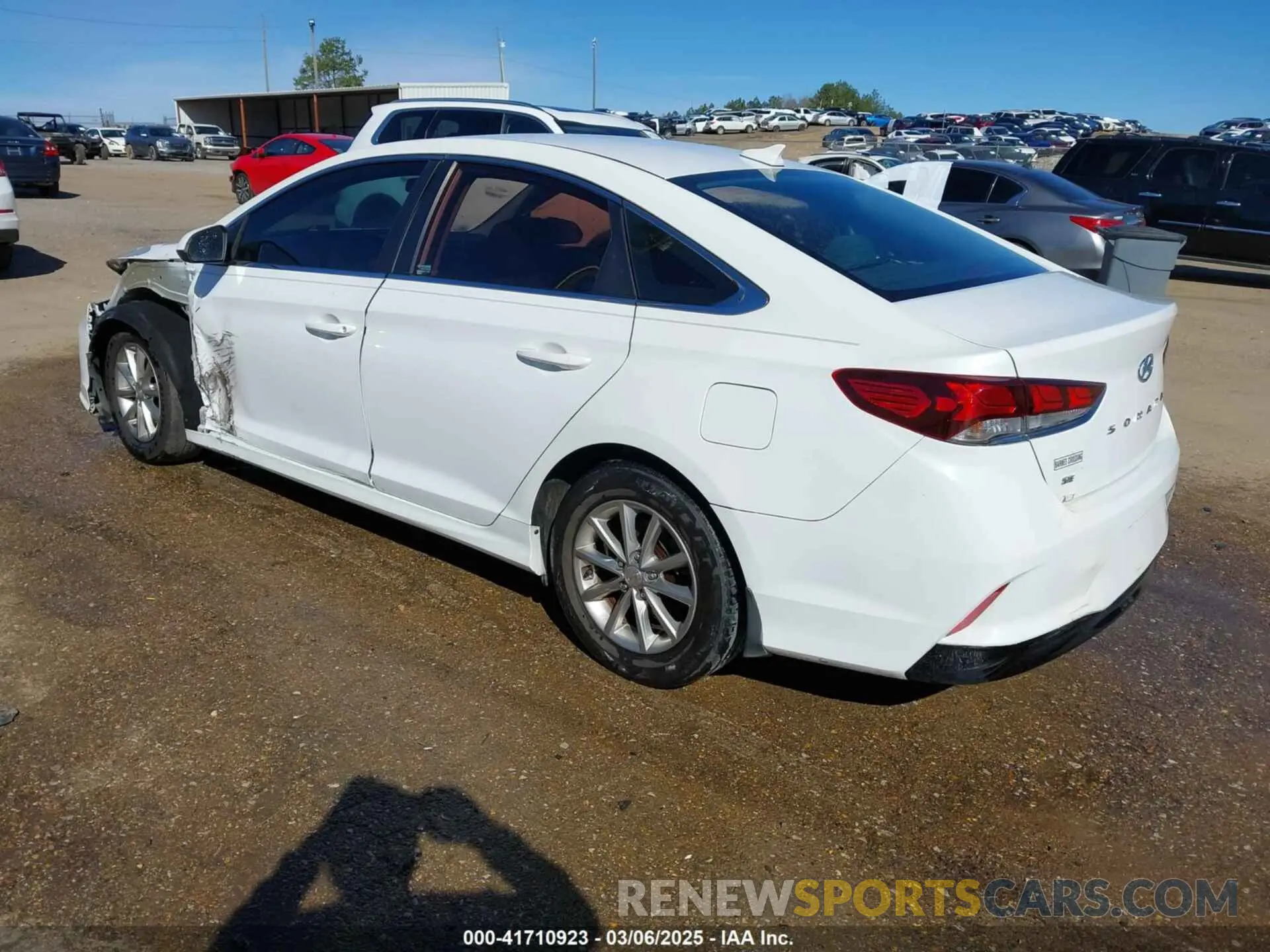3 fotografías del automóvil dañado 5NPE24AF5KH738070 HYUNDAI SONATA 2019