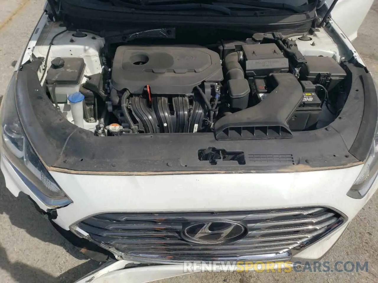 11 fotografías del automóvil dañado 5NPE24AF5KH759498 HYUNDAI SONATA 2019