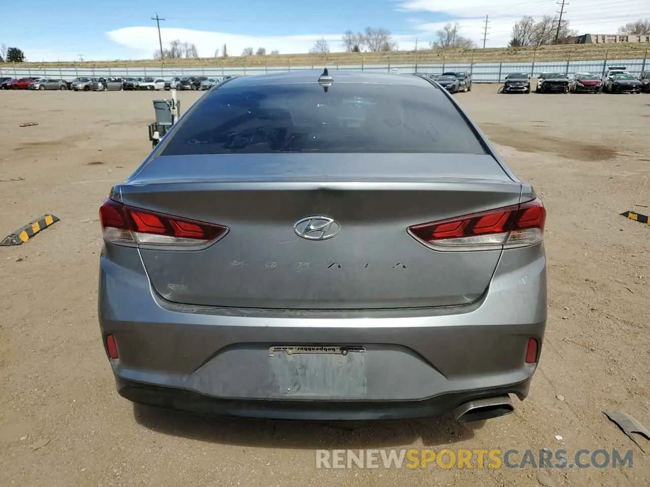 6 fotografías del automóvil dañado 5NPE24AF5KH762577 HYUNDAI SONATA 2019