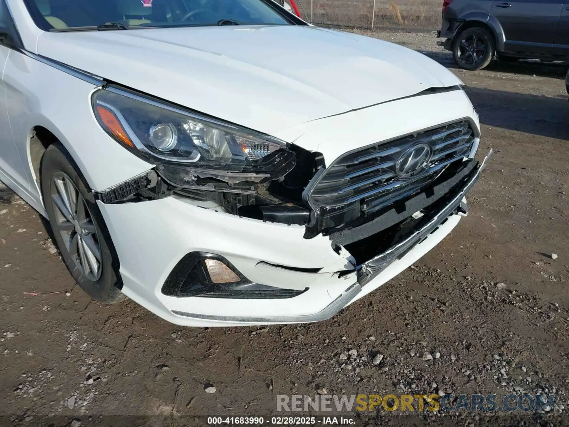 6 fotografías del automóvil dañado 5NPE24AF5KH770212 HYUNDAI SONATA 2019