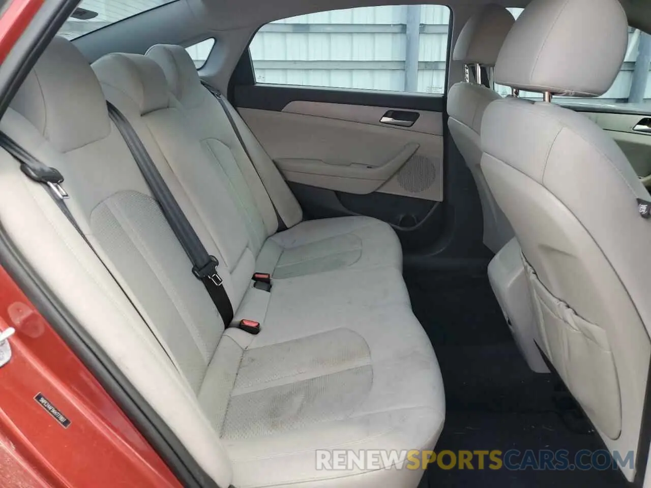 10 fotografías del automóvil dañado 5NPE24AF5KH777807 HYUNDAI SONATA 2019