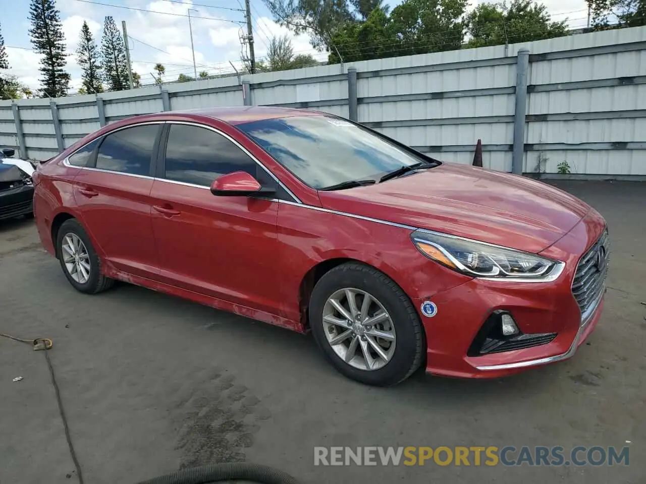 4 fotografías del automóvil dañado 5NPE24AF5KH777807 HYUNDAI SONATA 2019