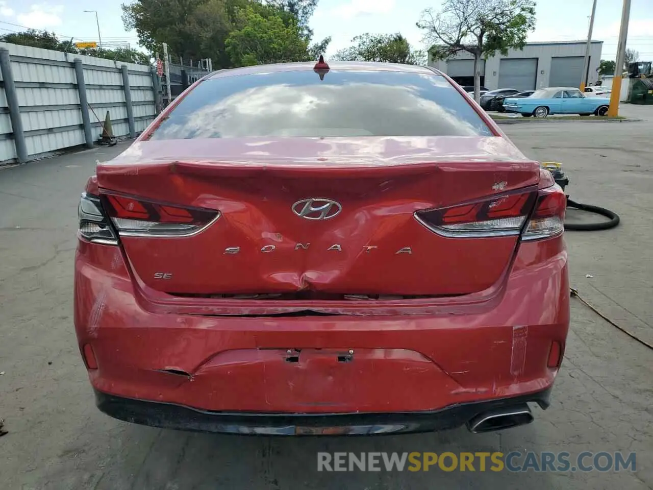 6 fotografías del automóvil dañado 5NPE24AF5KH777807 HYUNDAI SONATA 2019