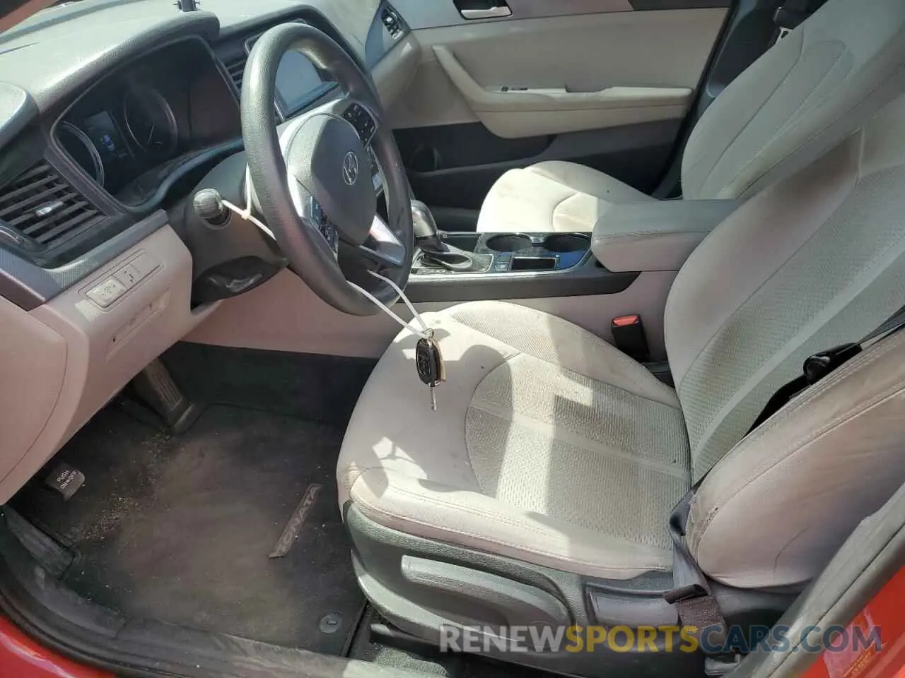 7 fotografías del automóvil dañado 5NPE24AF5KH777807 HYUNDAI SONATA 2019