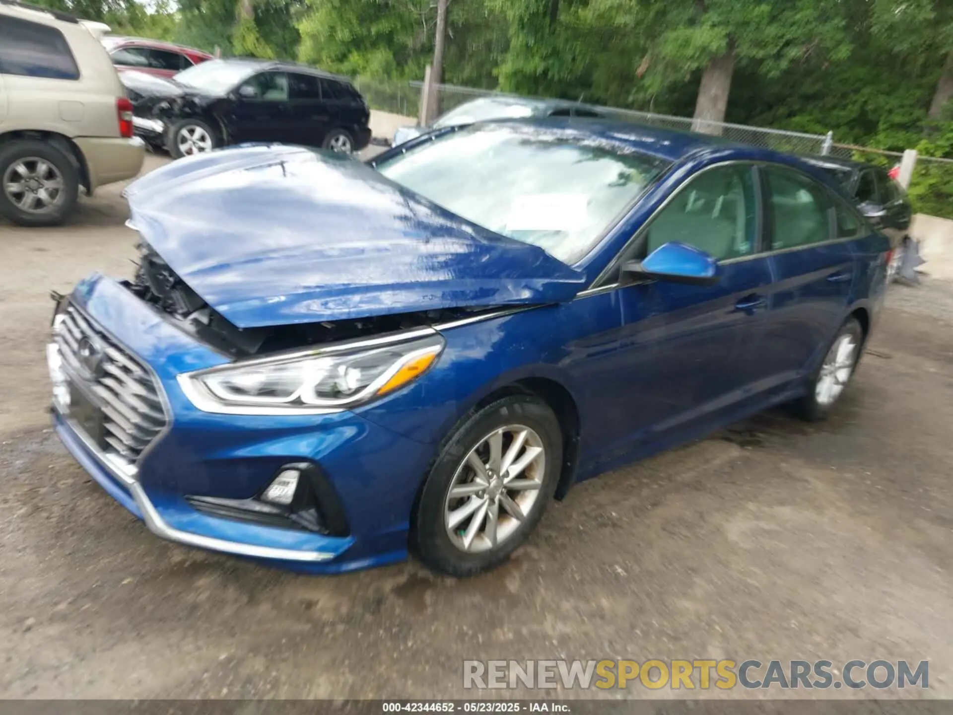 2 fotografías del automóvil dañado 5NPE24AF5KH790573 HYUNDAI SONATA 2019