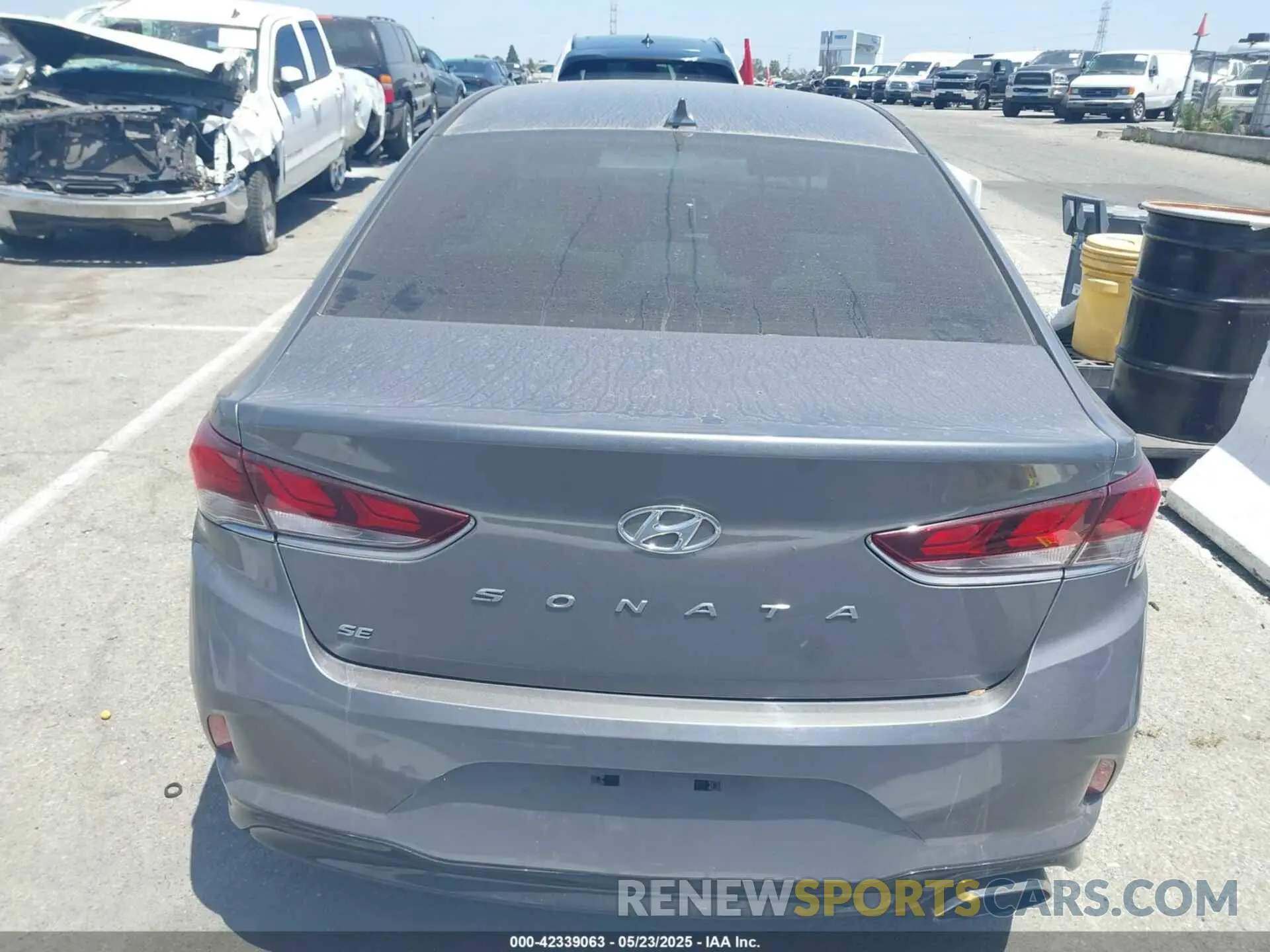 15 fotografías del automóvil dañado 5NPE24AF5KH792808 HYUNDAI SONATA 2019