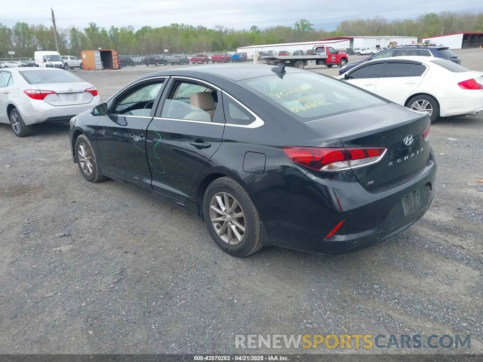 3 fotografías del automóvil dañado 5NPE24AF6KH734061 HYUNDAI SONATA 2019