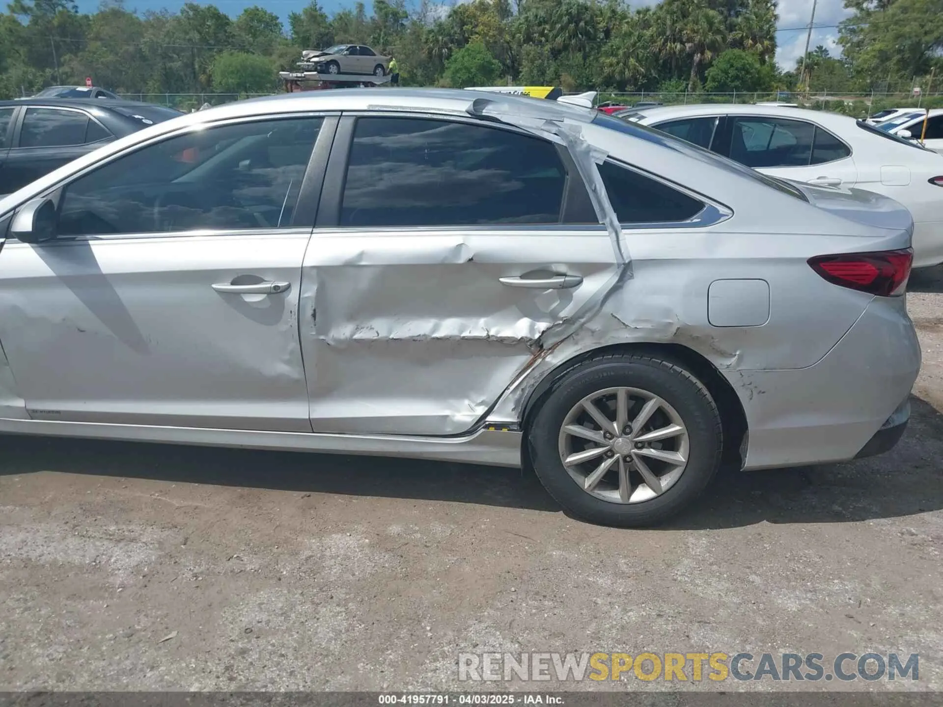 6 fotografías del automóvil dañado 5NPE24AF6KH746694 HYUNDAI SONATA 2019