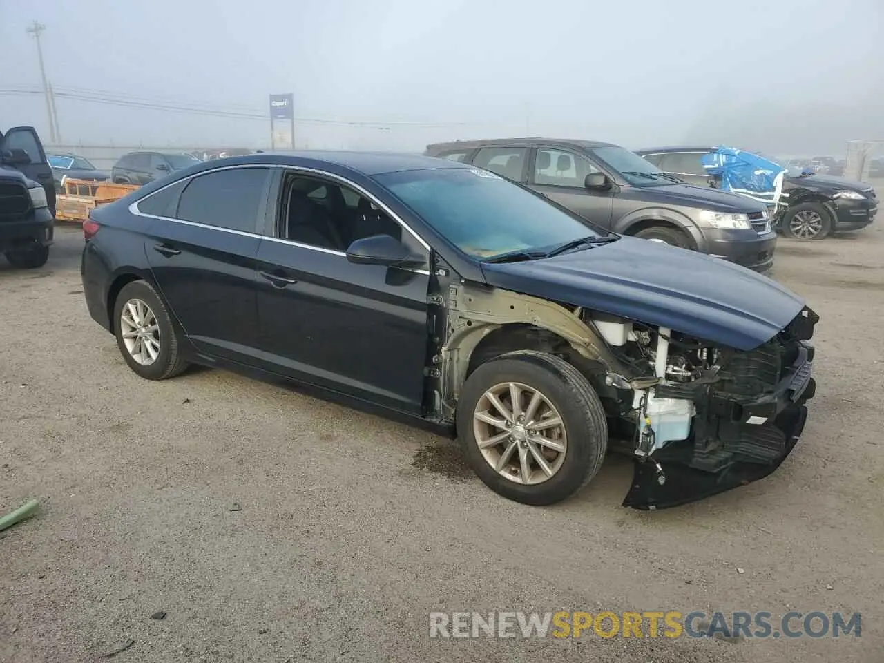 4 fotografías del automóvil dañado 5NPE24AF6KH748543 HYUNDAI SONATA 2019