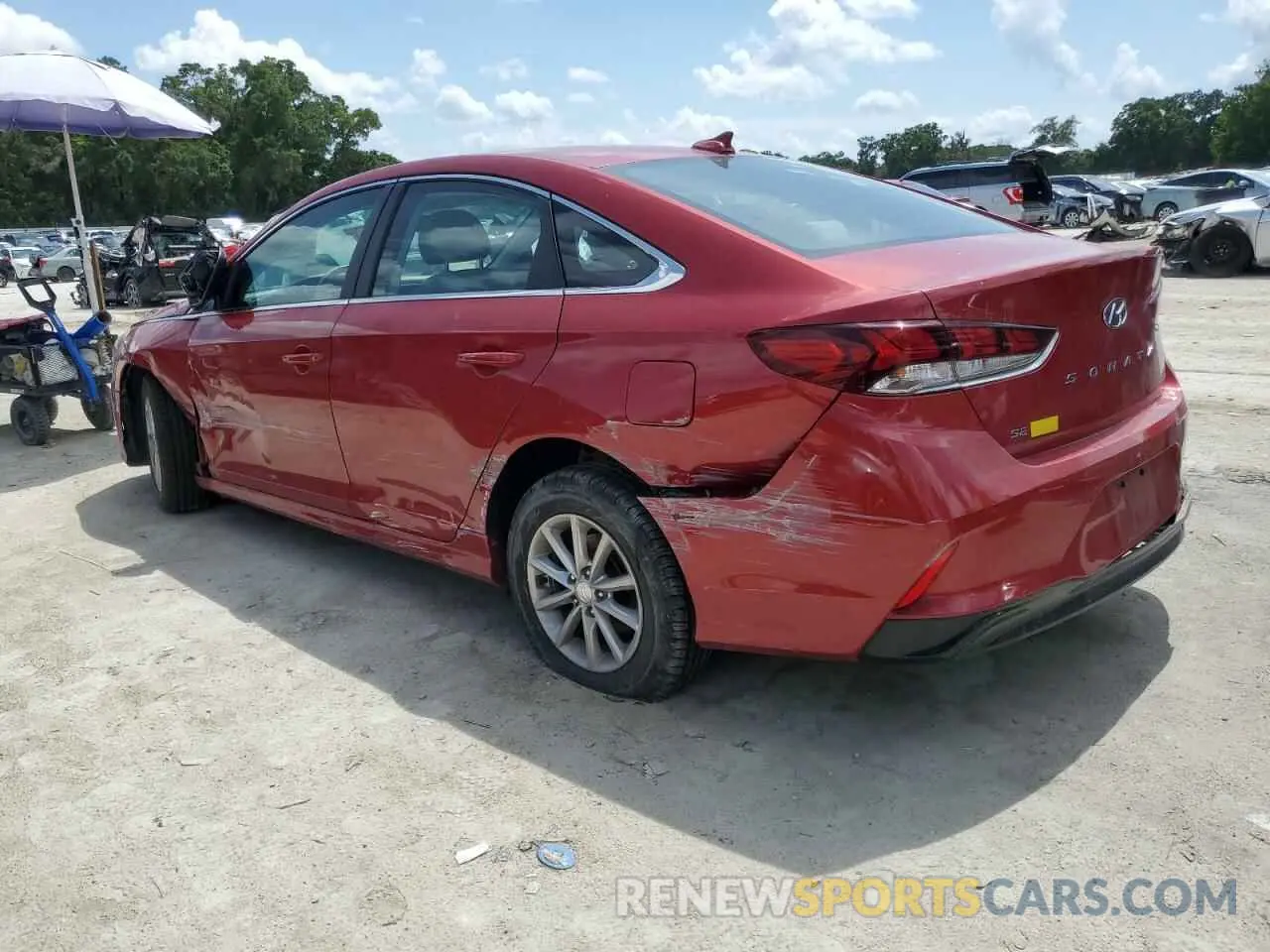 2 fotografías del automóvil dañado 5NPE24AF6KH748817 HYUNDAI SONATA 2019
