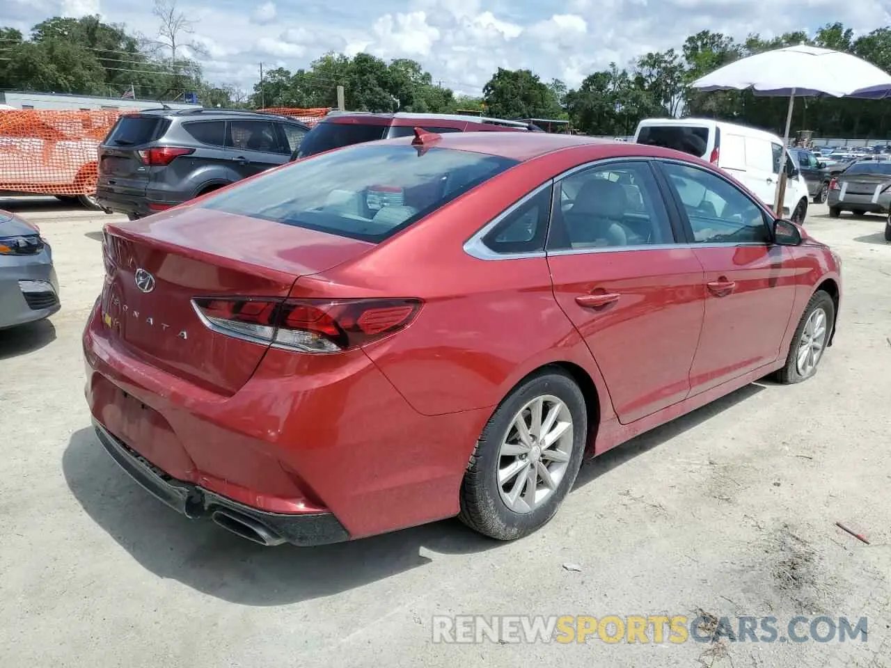 3 fotografías del automóvil dañado 5NPE24AF6KH748817 HYUNDAI SONATA 2019