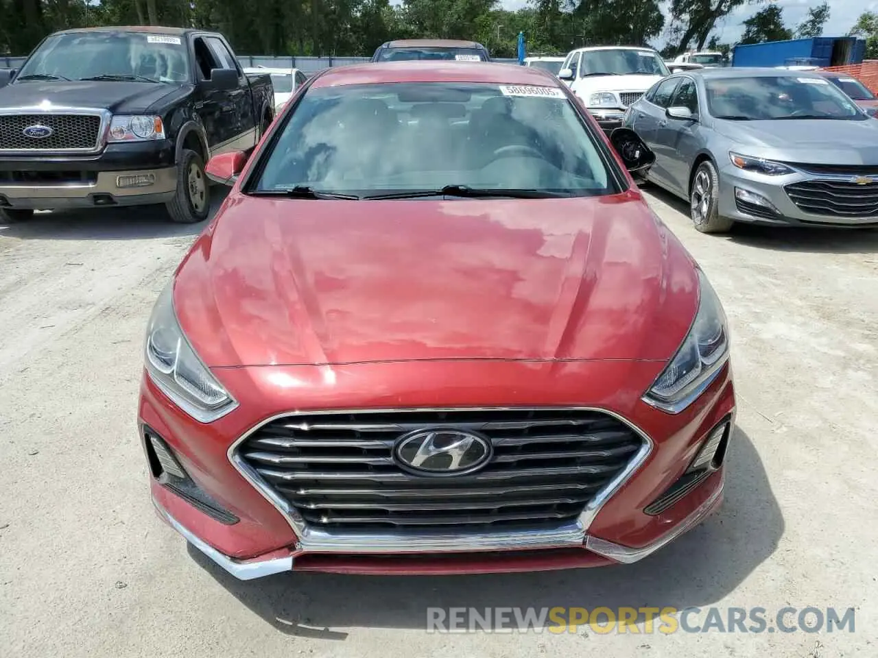 5 fotografías del automóvil dañado 5NPE24AF6KH748817 HYUNDAI SONATA 2019