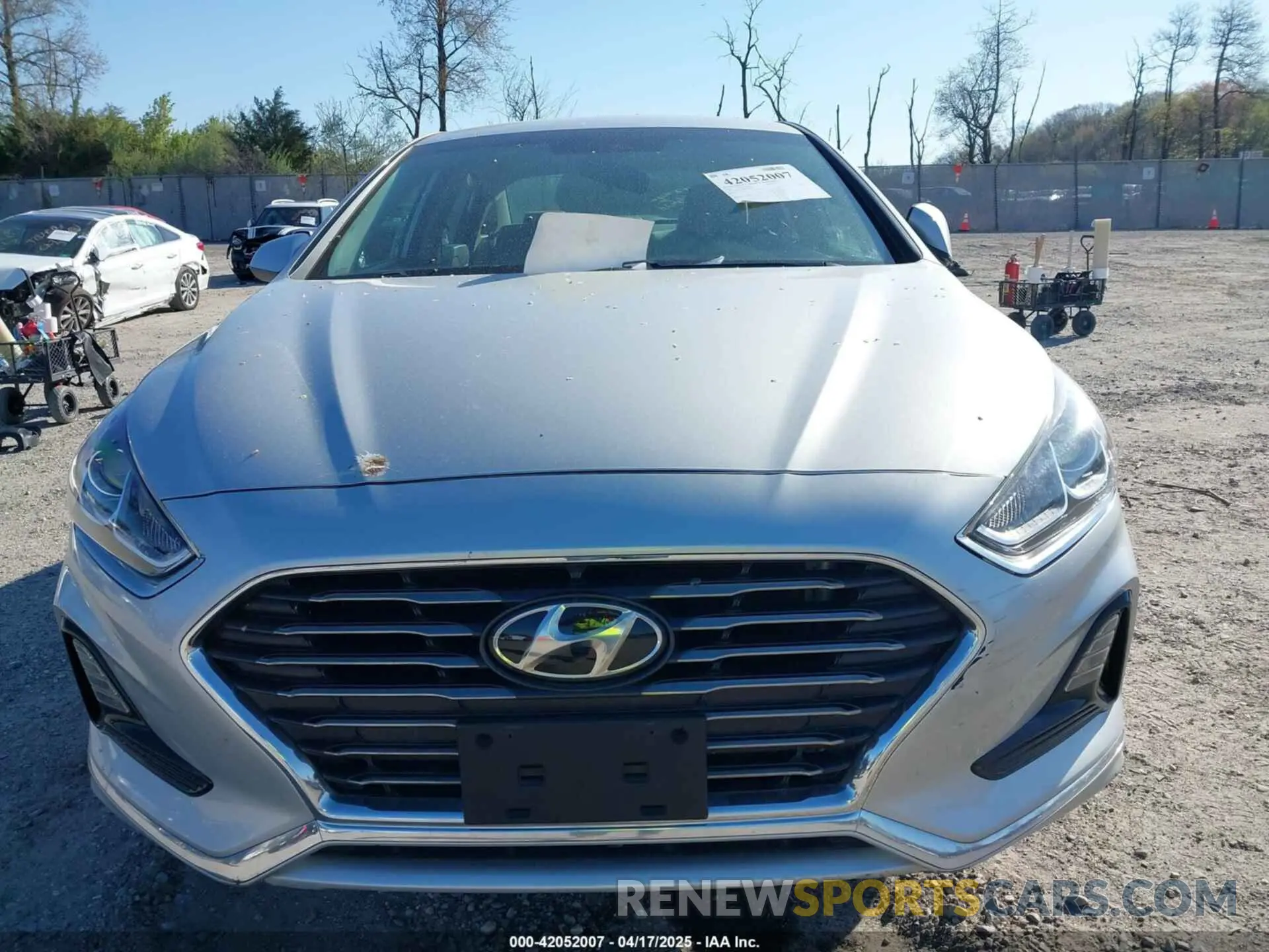 13 fotografías del automóvil dañado 5NPE24AF6KH750647 HYUNDAI SONATA 2019