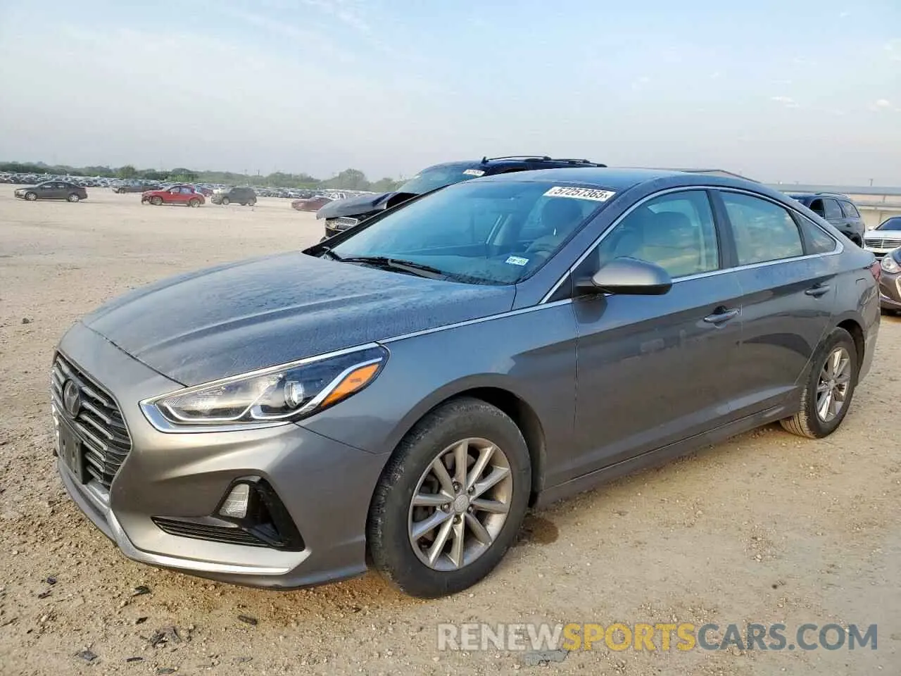 1 fotografías del automóvil dañado 5NPE24AF6KH776410 HYUNDAI SONATA 2019
