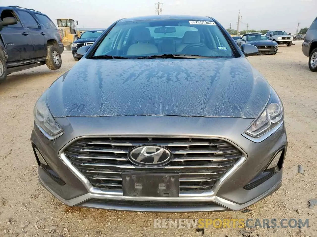 5 fotografías del automóvil dañado 5NPE24AF6KH776410 HYUNDAI SONATA 2019