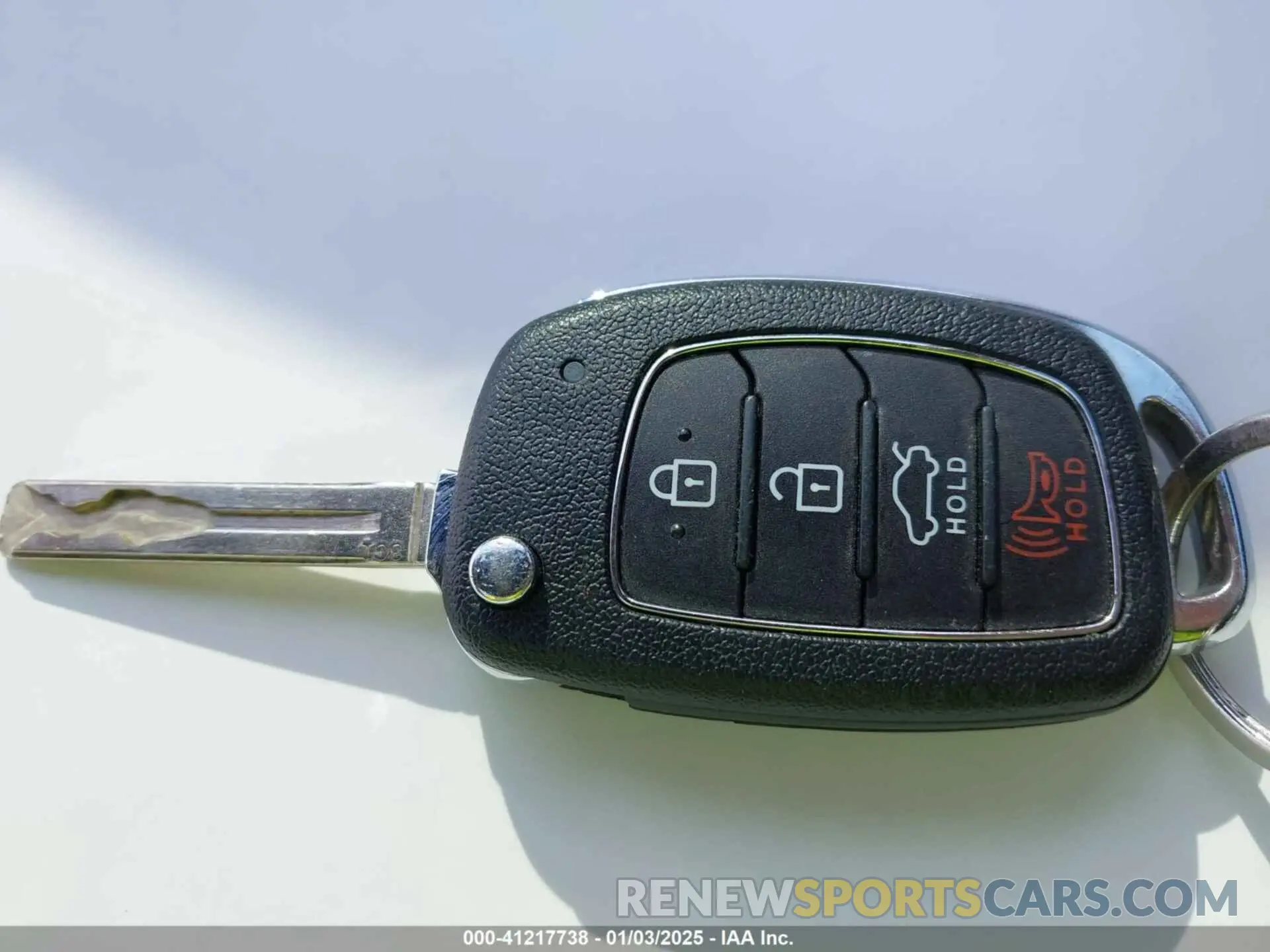 11 fotografías del automóvil dañado 5NPE24AF6KH800351 HYUNDAI SONATA 2019