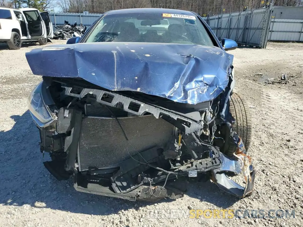 5 fotografías del automóvil dañado 5NPE24AF7KH735350 HYUNDAI SONATA 2019