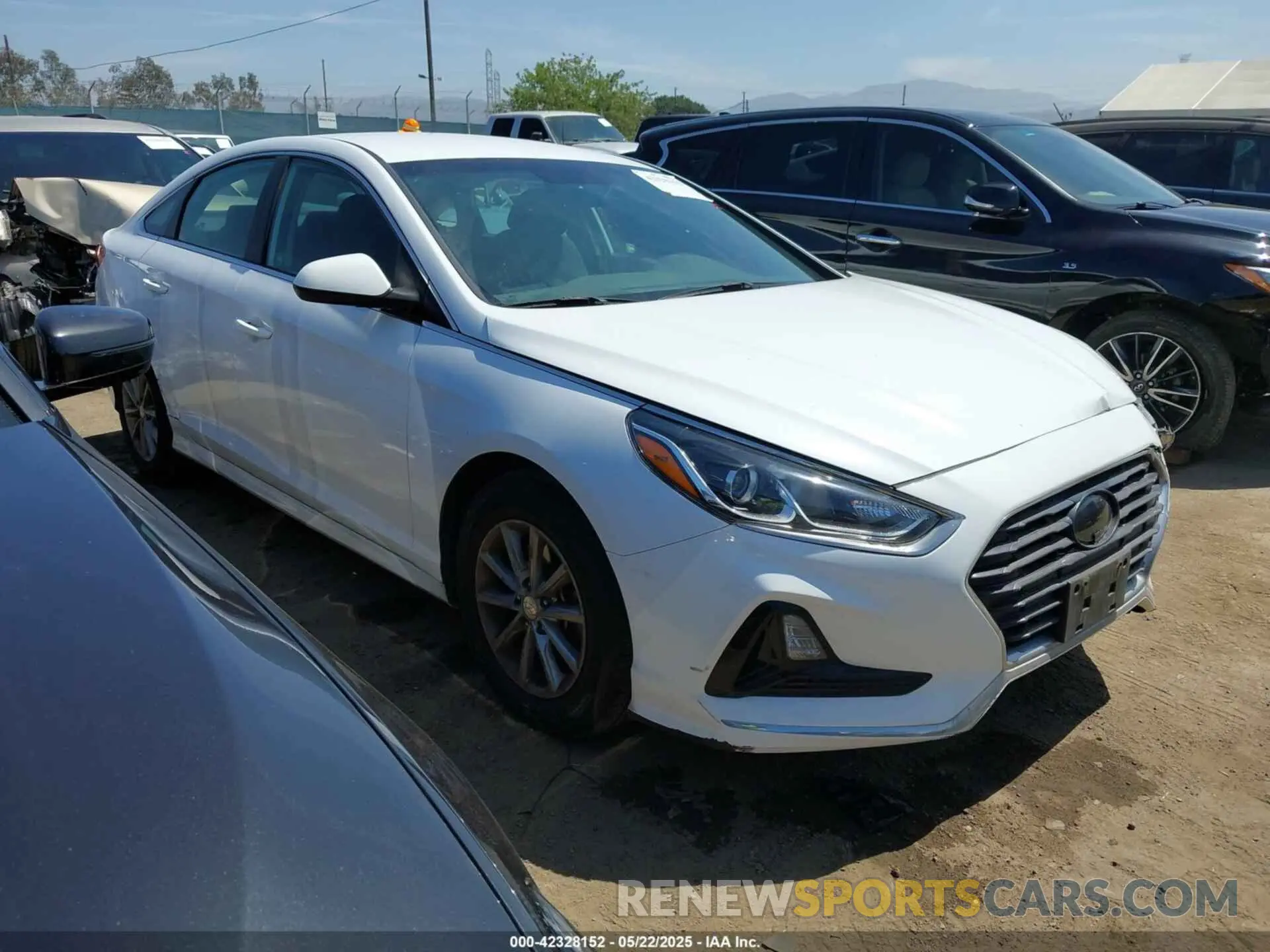 1 fotografías del automóvil dañado 5NPE24AF7KH736238 HYUNDAI SONATA 2019