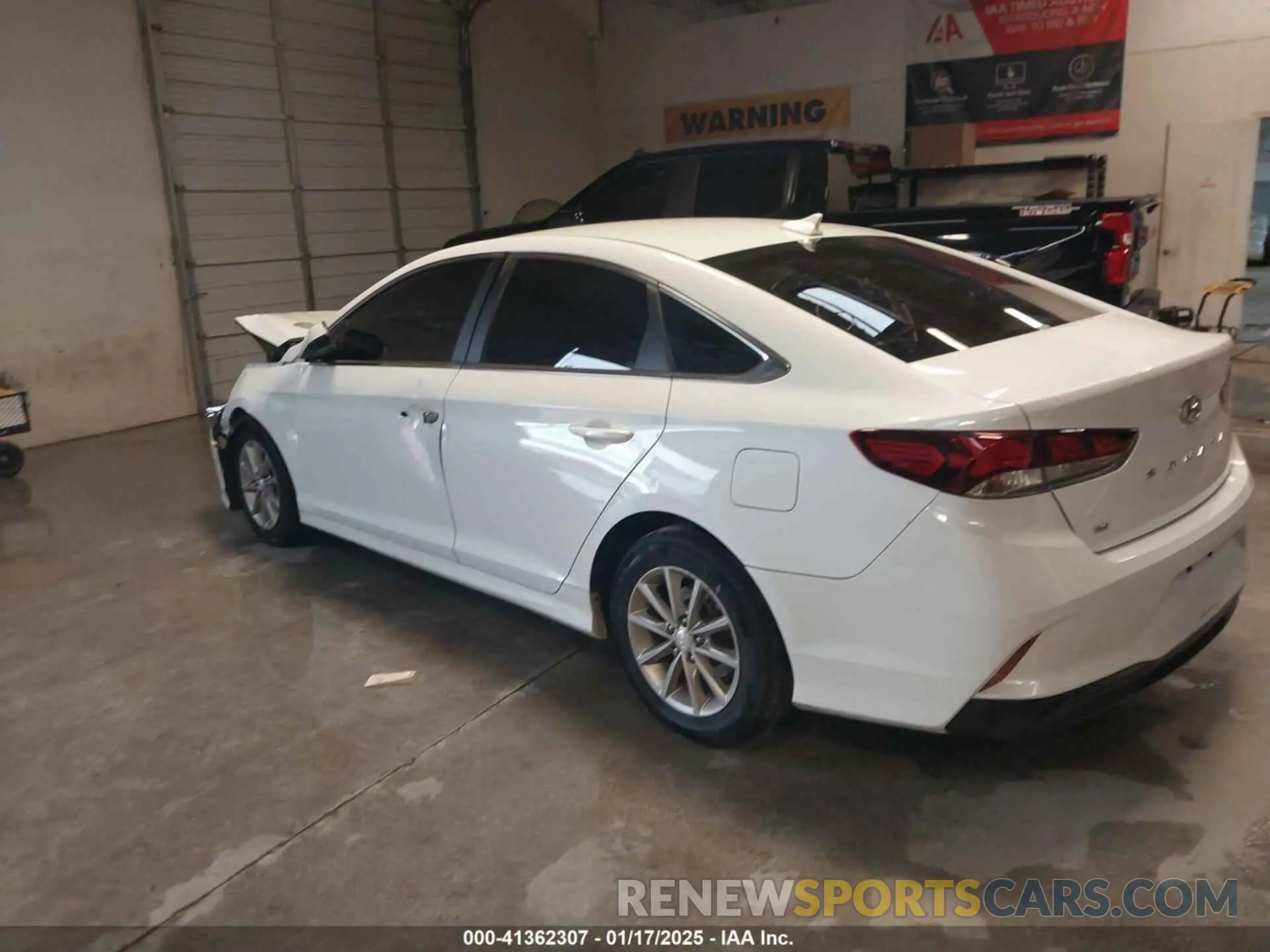 3 fotografías del automóvil dañado 5NPE24AF7KH740998 HYUNDAI SONATA 2019