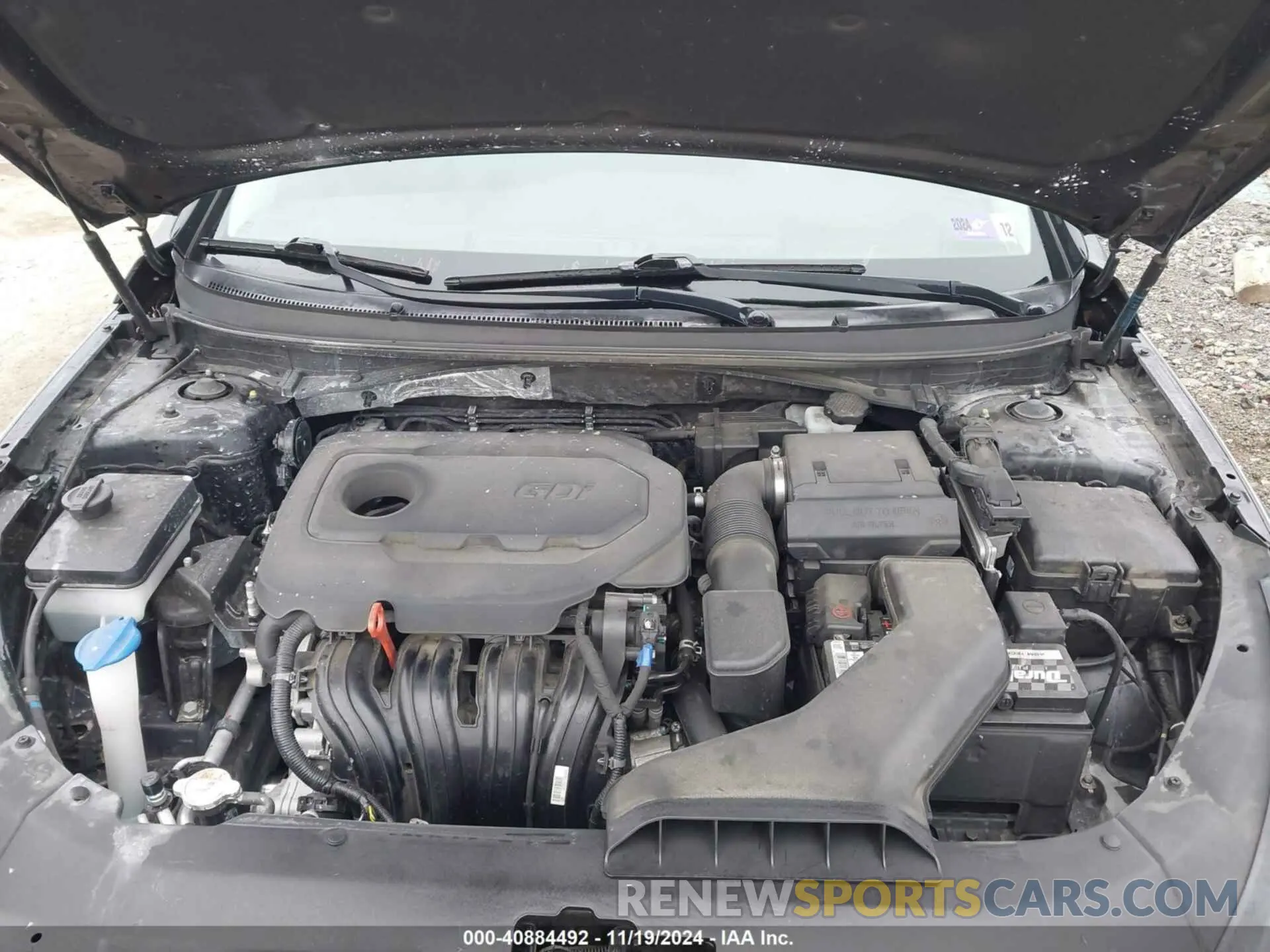 10 fotografías del automóvil dañado 5NPE24AF7KH746963 HYUNDAI SONATA 2019