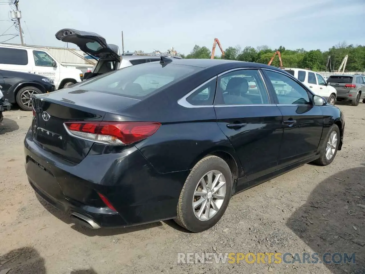 3 fotografías del automóvil dañado 5NPE24AF7KH779249 HYUNDAI SONATA 2019