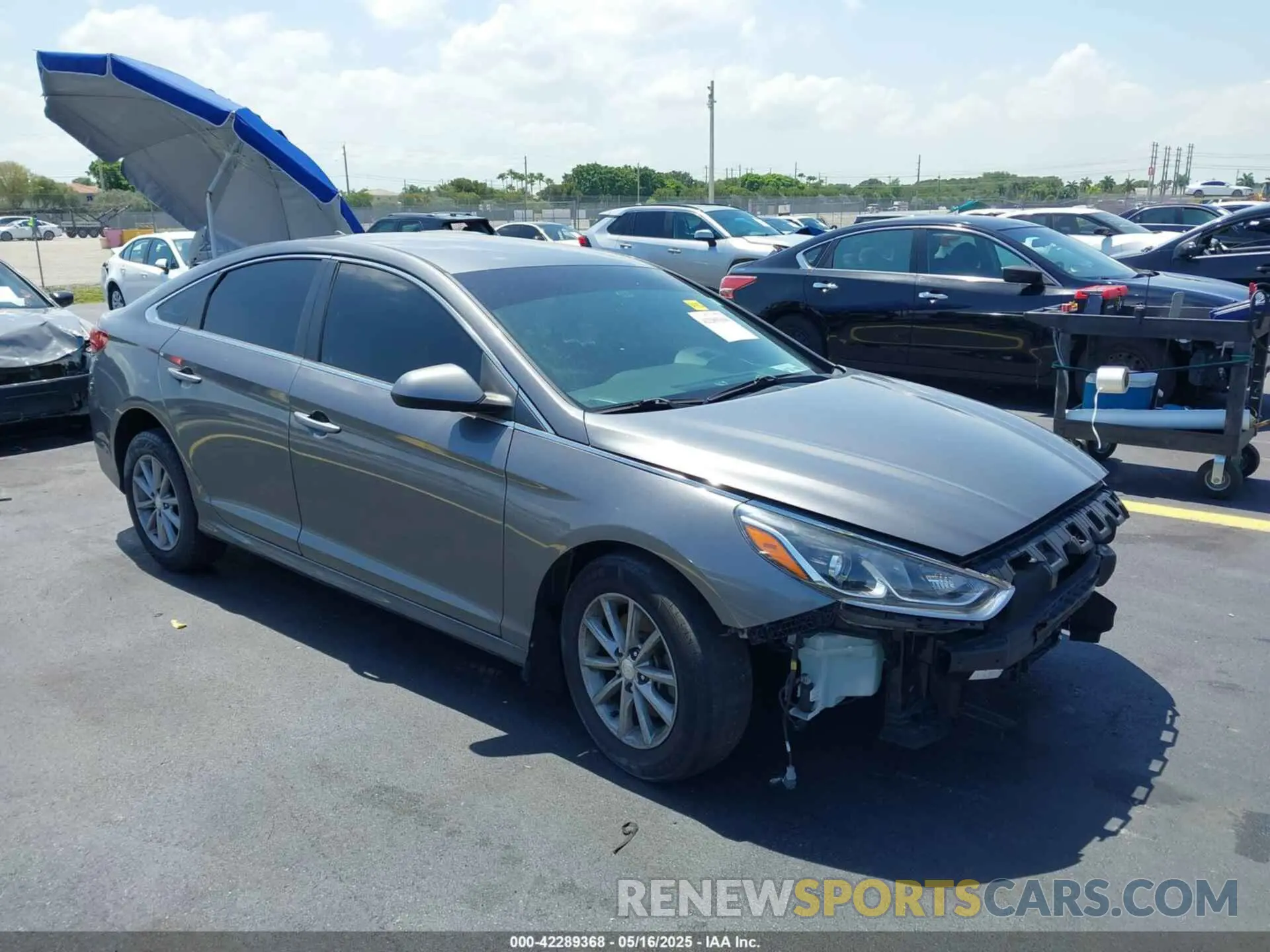 1 fotografías del automóvil dañado 5NPE24AF7KH819538 HYUNDAI SONATA 2019