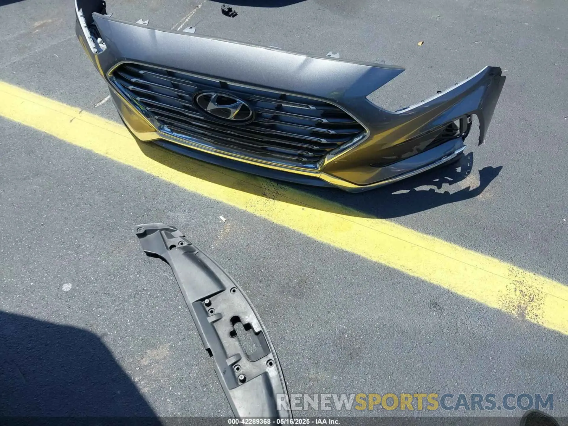 12 fotografías del automóvil dañado 5NPE24AF7KH819538 HYUNDAI SONATA 2019