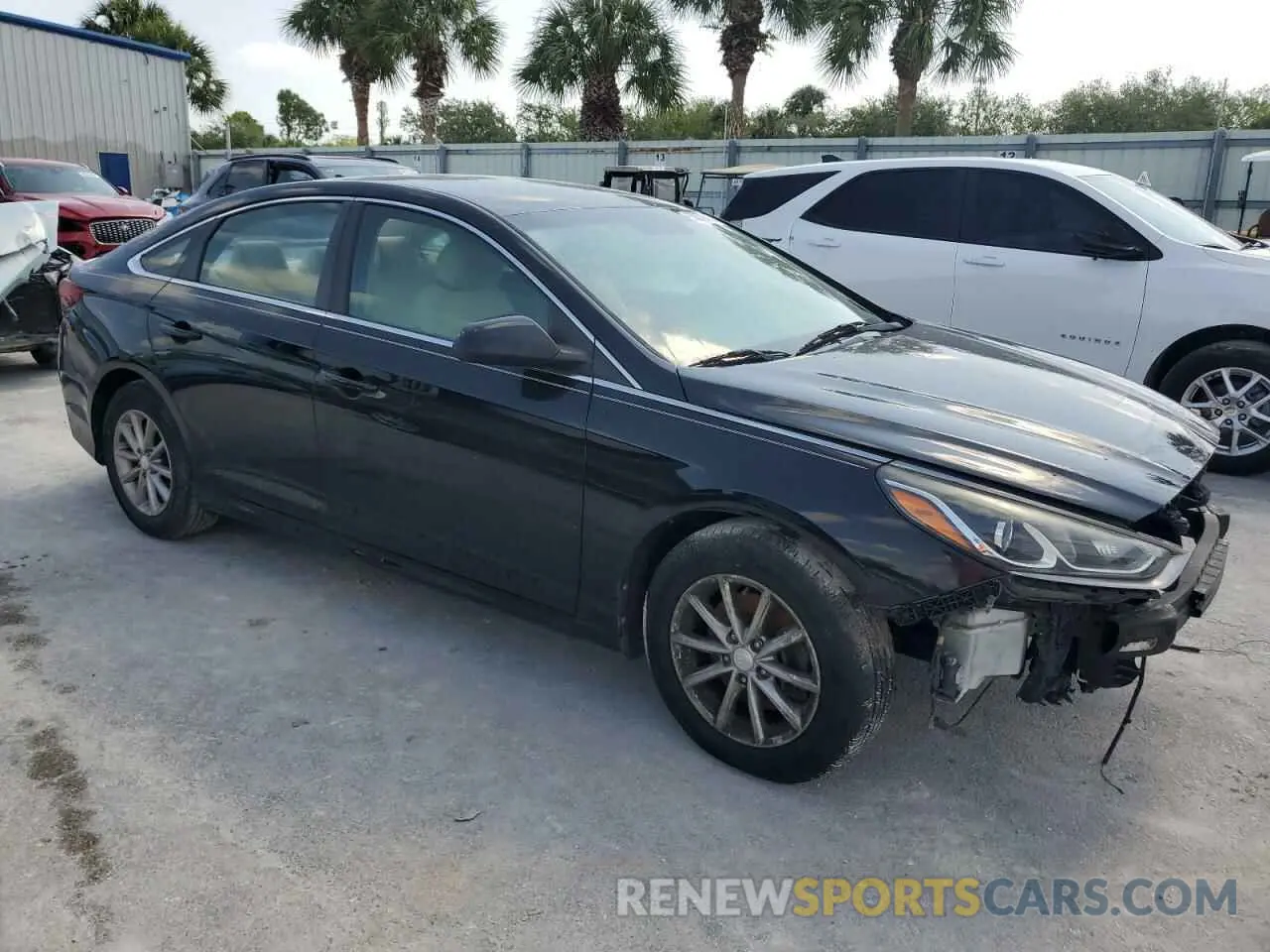 4 fotografías del automóvil dañado 5NPE24AF8KH738807 HYUNDAI SONATA 2019