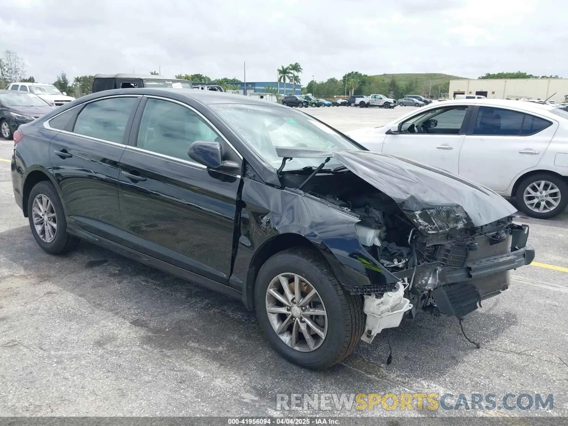 1 fotografías del automóvil dañado 5NPE24AF8KH747006 HYUNDAI SONATA 2019
