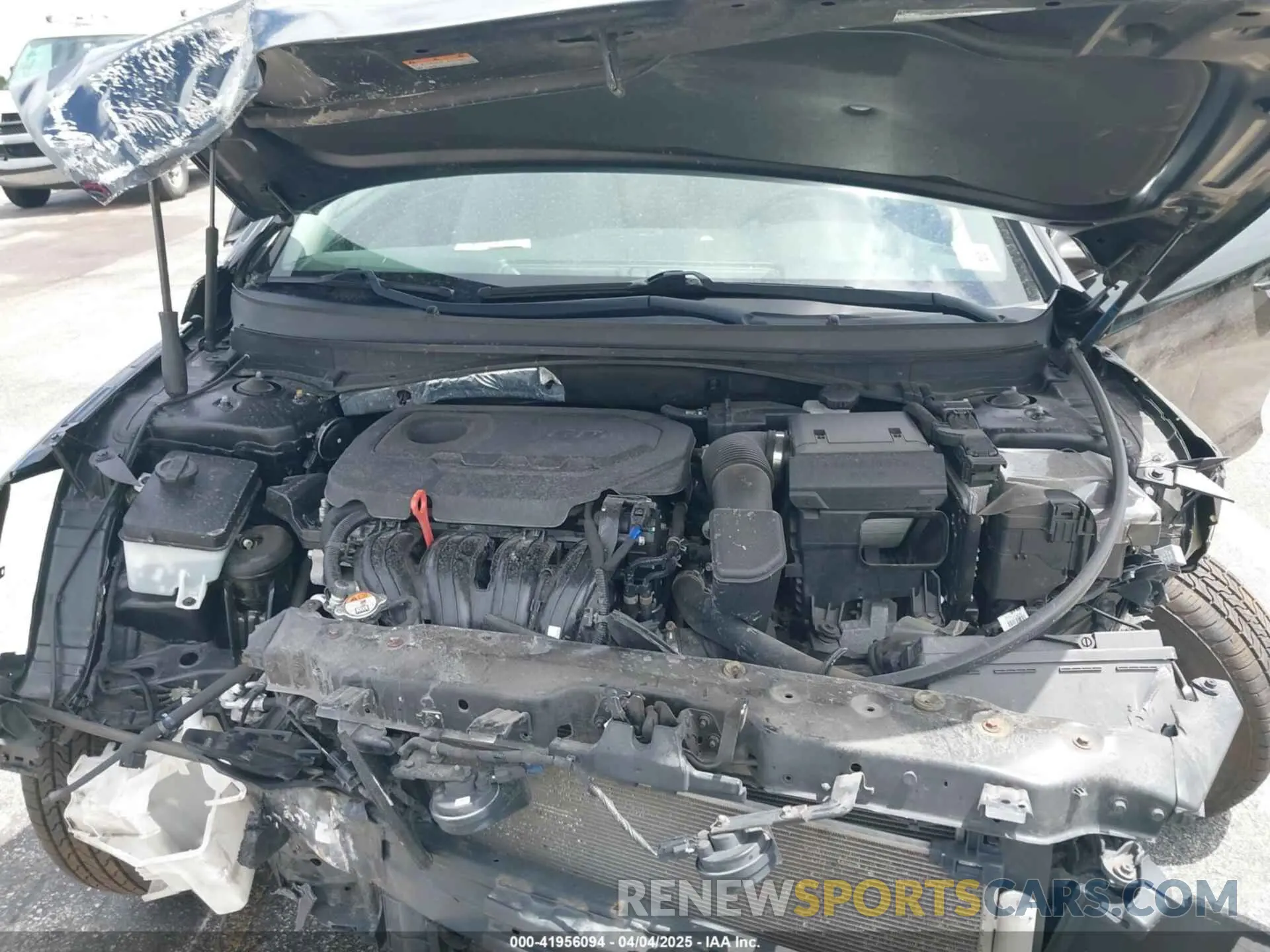 10 fotografías del automóvil dañado 5NPE24AF8KH747006 HYUNDAI SONATA 2019