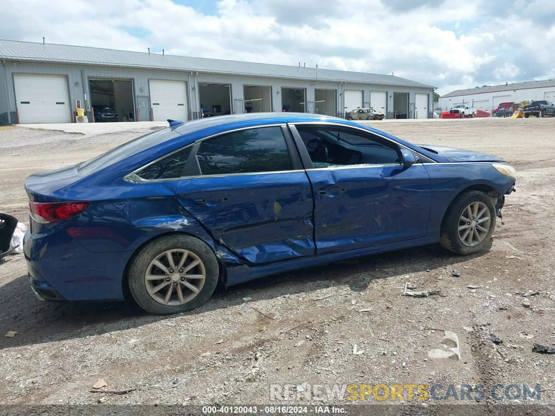 14 fotografías del automóvil dañado 5NPE24AF8KH753257 HYUNDAI SONATA 2019