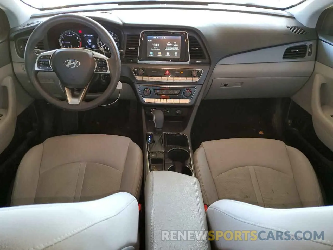 8 fotografías del automóvil dañado 5NPE24AF8KH755817 HYUNDAI SONATA 2019