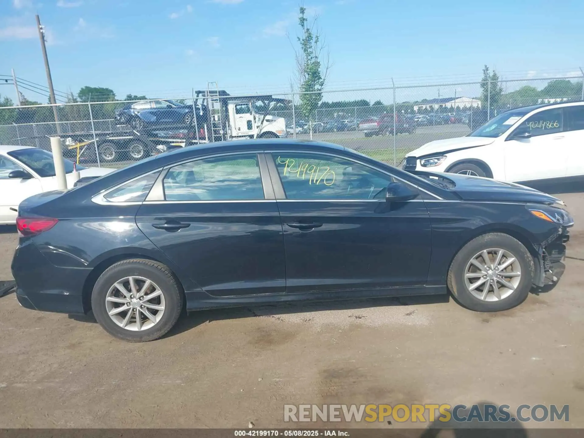 14 fotografías del automóvil dañado 5NPE24AF8KH790521 HYUNDAI SONATA 2019