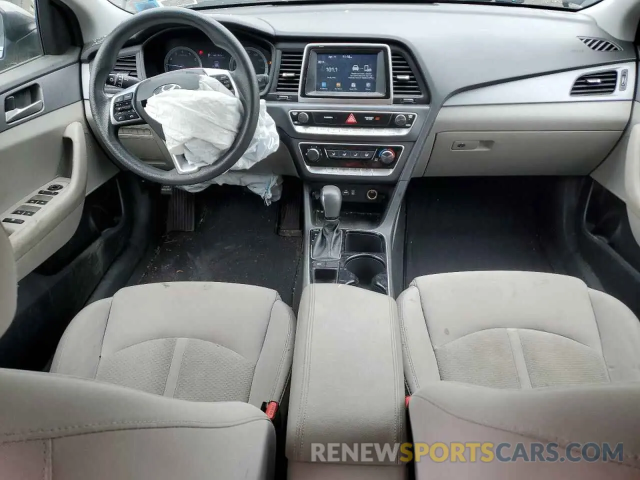 8 fotografías del automóvil dañado 5NPE24AF8KH798473 HYUNDAI SONATA 2019