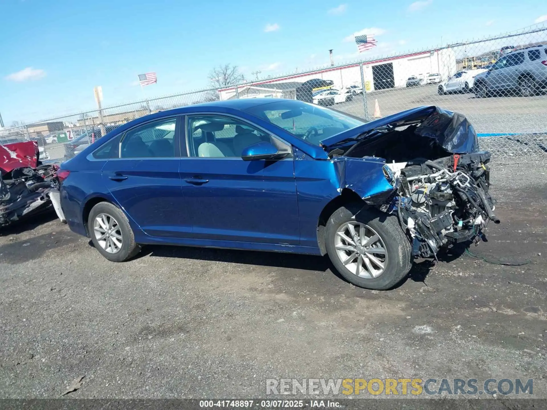 13 fotografías del automóvil dañado 5NPE24AF8KH802859 HYUNDAI SONATA 2019
