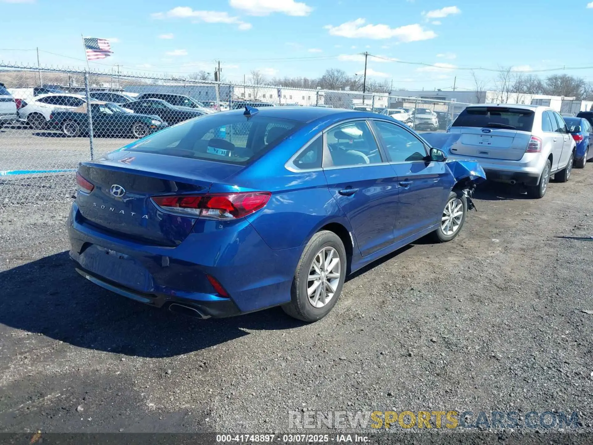 4 fotografías del automóvil dañado 5NPE24AF8KH802859 HYUNDAI SONATA 2019