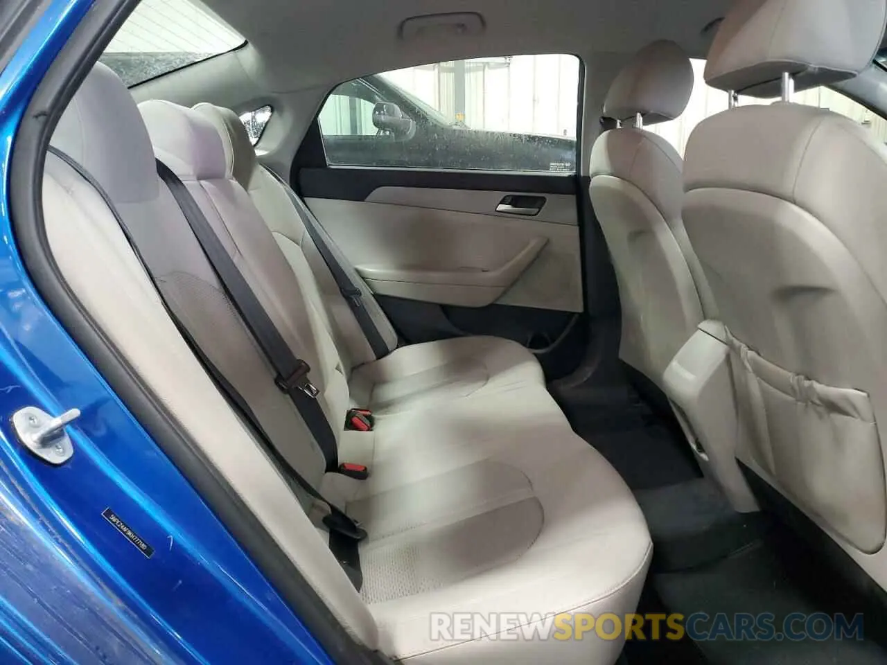 10 fotografías del automóvil dañado 5NPE24AF9KH777180 HYUNDAI SONATA 2019